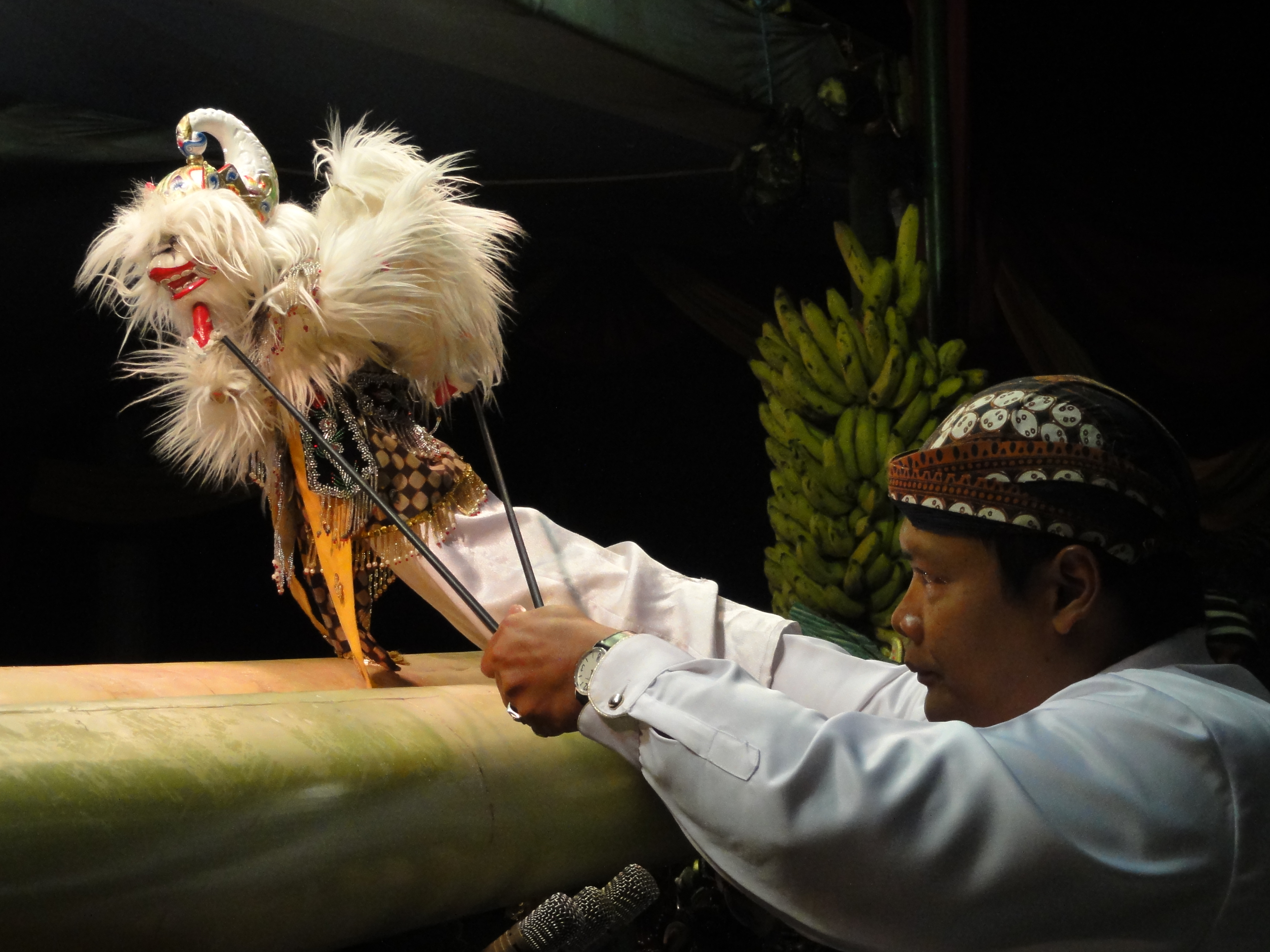 Le wayang golek du pays Sunda